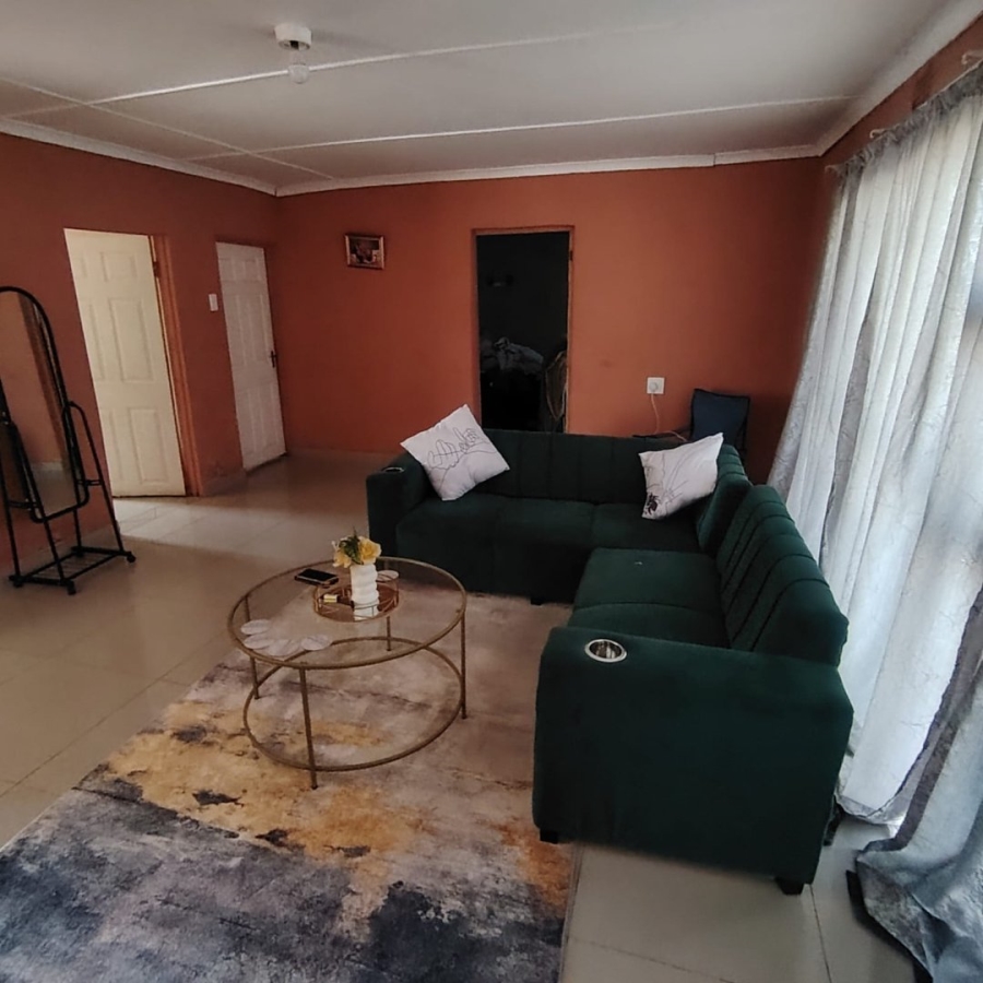 2 Bedroom Property for Sale in King Williams Town Central Eastern Cape